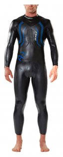 Мужской гидрокостюм 2XU A:1 Active Wetsuit черный с синим белый логотип артикул MW2304c BLK/CBB