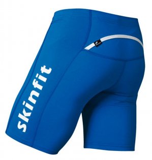 Стартовые шорты Skinfit Tri Shorts Print синие с белой надписью Skinfit