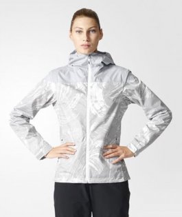 Куртка Adidas All Outdoor Printed Wandertag W артикул B47153 серая с белым принтом, по бокам два кармана