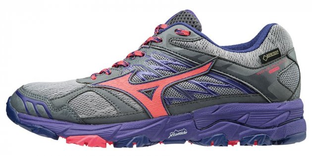 Женские кроссовки Mizuno Wave Mujin 4 G-TX W артикул J1GK1757 60 серые с розовым логотипом и шнурками, фиолетовая подошва