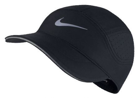 Кепка Nike AeroBill Running Cap артикул 828617 010 черная с логотипом