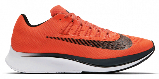 Кроссовки Nike Zoom Fly Running Shoe артикул 880848 614 красные с черным логотипом, подошва белая с черным