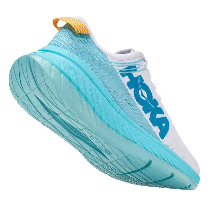 Кроссовки хоко. Кроссовки Hoka Carbon 10. Кроссовки женские Hoka Carbon x White/Angel Blue. Кроссовки Hoka one one. Hoka one one Carbon x.