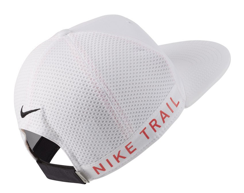 nike dri fit pro trail cap
