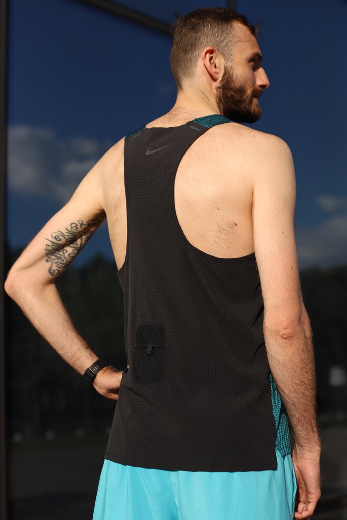 nike run division pinnacle tank