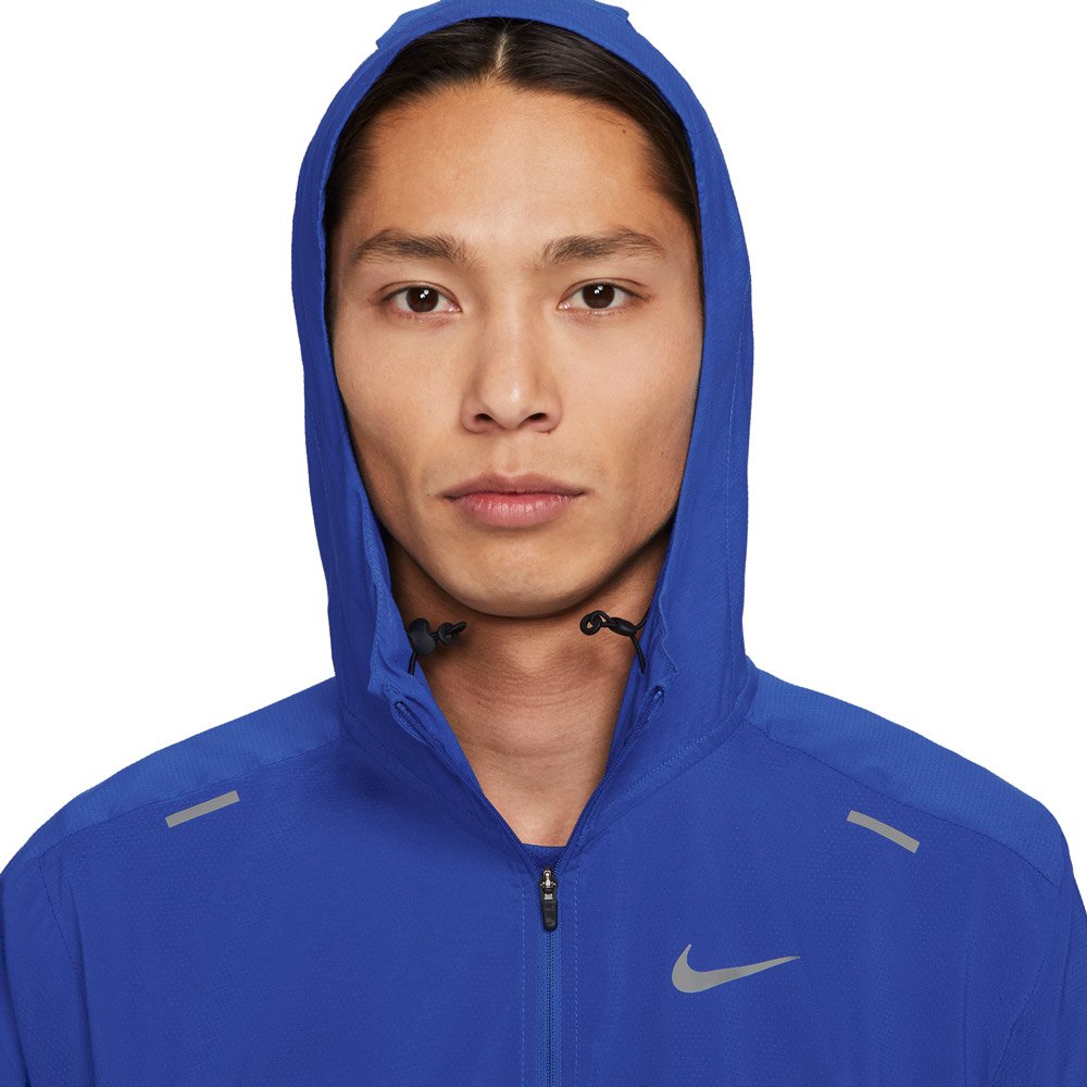 nike windrunner m