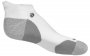 Носки Asics Road Neutral Ankle Single Tab артикул 150226 0001 белые с серым вид со стороны ступни №2