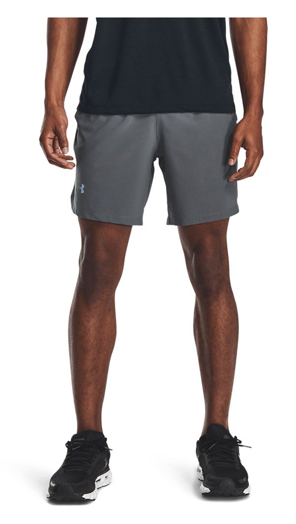 Under armour launch 7 run short best sale