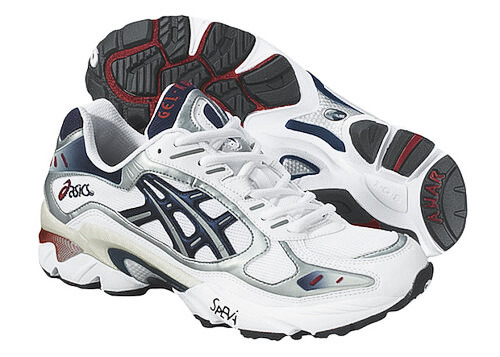 Asics Gel-Kayano 7 (TN100). 2001 год.