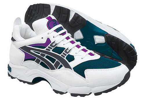 asics 2002